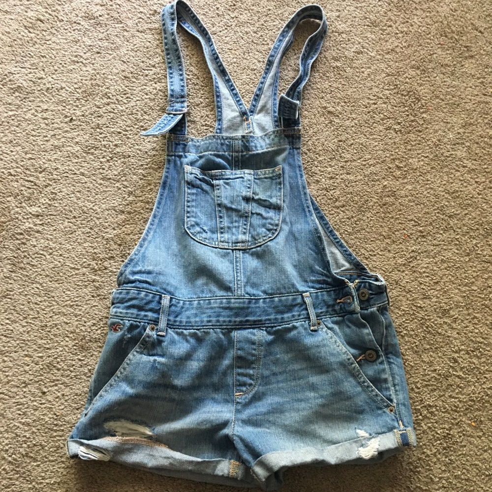 ‼️SOLD ‼️Hollister Denim Overall shorts.